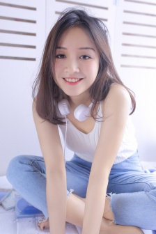 女士私密高级会所按摩精油